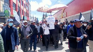 Ciudadanos recorren las calles de Juliaca con los 17 féretros para rendirles homenaje (FOTOS)