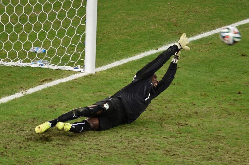 Brasil 2014: Así fue el gol de penal de Grecia en el último minuto