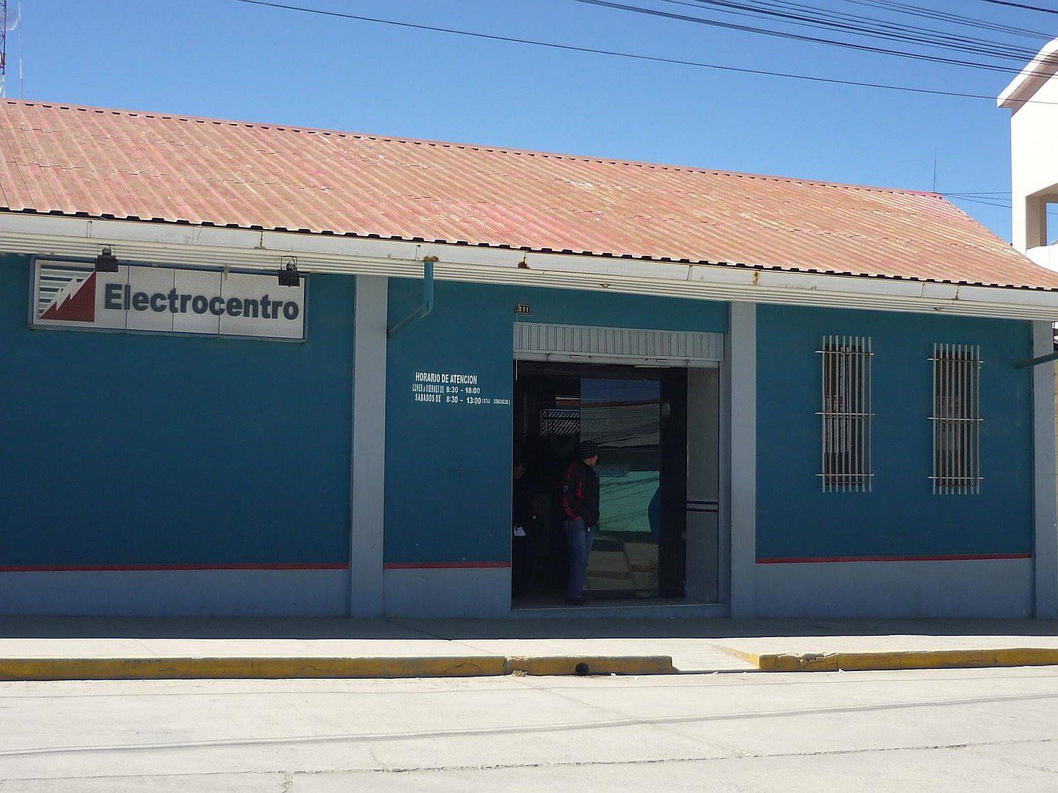 Reclaman por excesivo incremento en recibos del servicio eléctrico