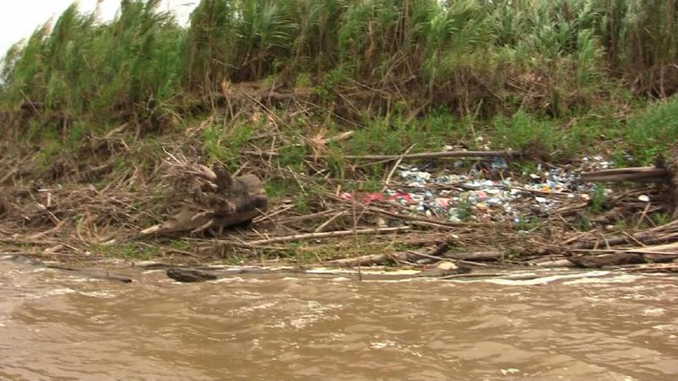 Río Amazonas en peligro por contaminación constante