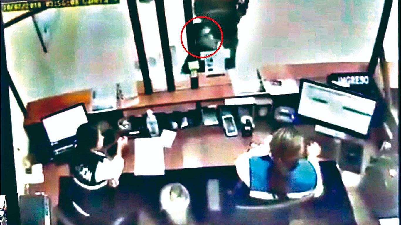 Piden 18 meses de prisión preventiva contra César Hinostroza