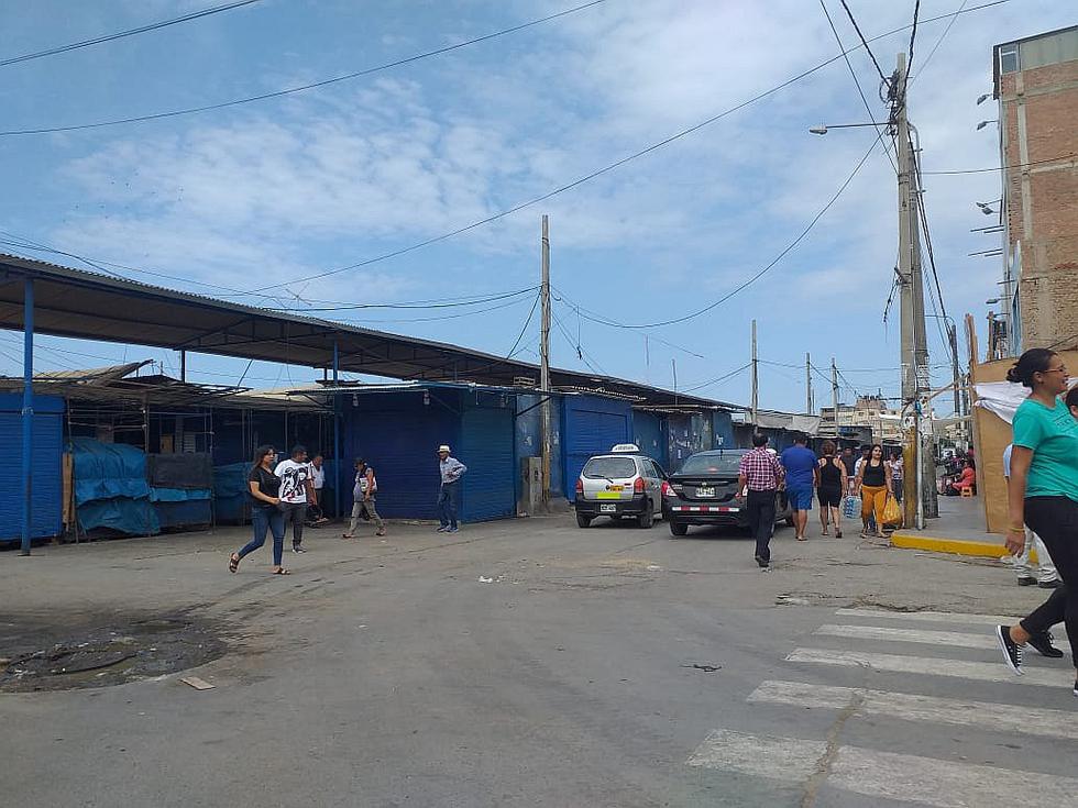 Amas de casa temen desabastecimiento y compran en grandes cantidades