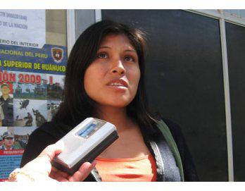 Citan a esposa de Abel Soto