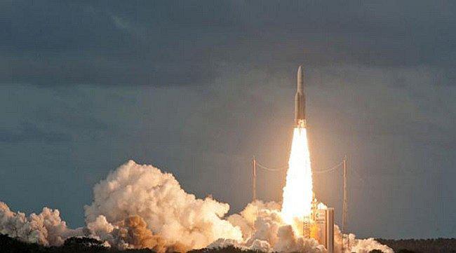 ​China lanza este domingo el nuevo cohete que usará para construir estación espacial