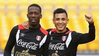 Luis Advíncula se pone romántico con Yoshimar Yotún por el día de su cumpleaños