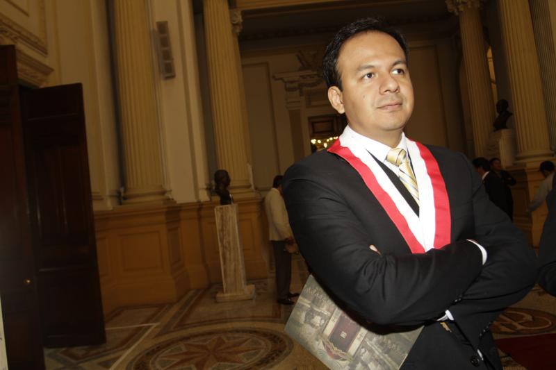 Fujimorismo acusa a Vargas Llosa de querer "minar la candidatura de Keiko" (VIDEO)