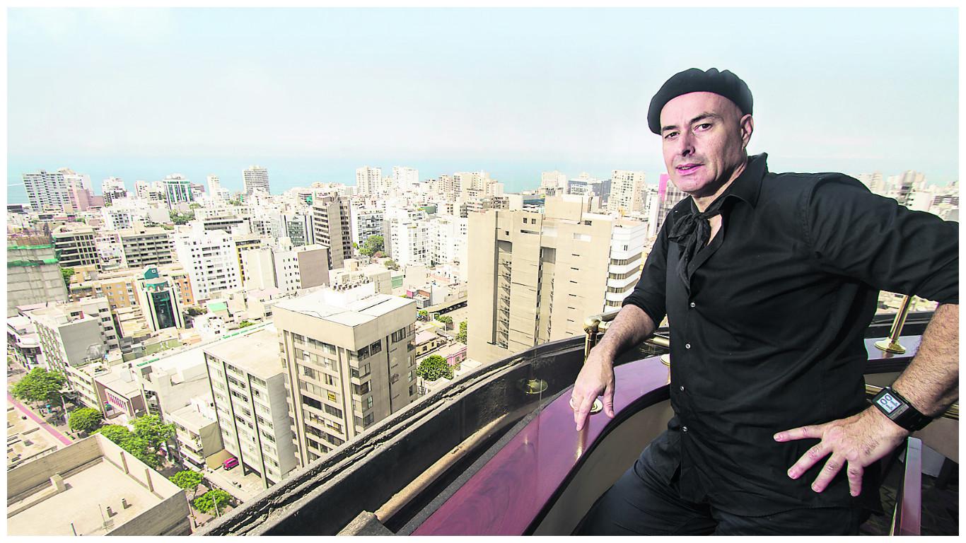 Vocalista de Amistades Peligrosas: “No puedo retirarme porque la música me mantiene vivo y joven”