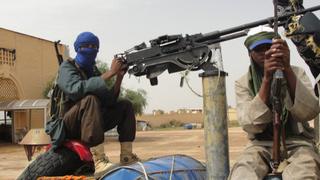Al Qaeda dice que liberará a sus militantes presos