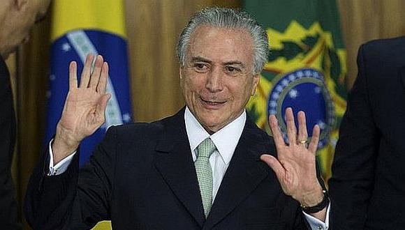 Brasil: Comisión del Congreso recomienda archivar proceso contra Temer