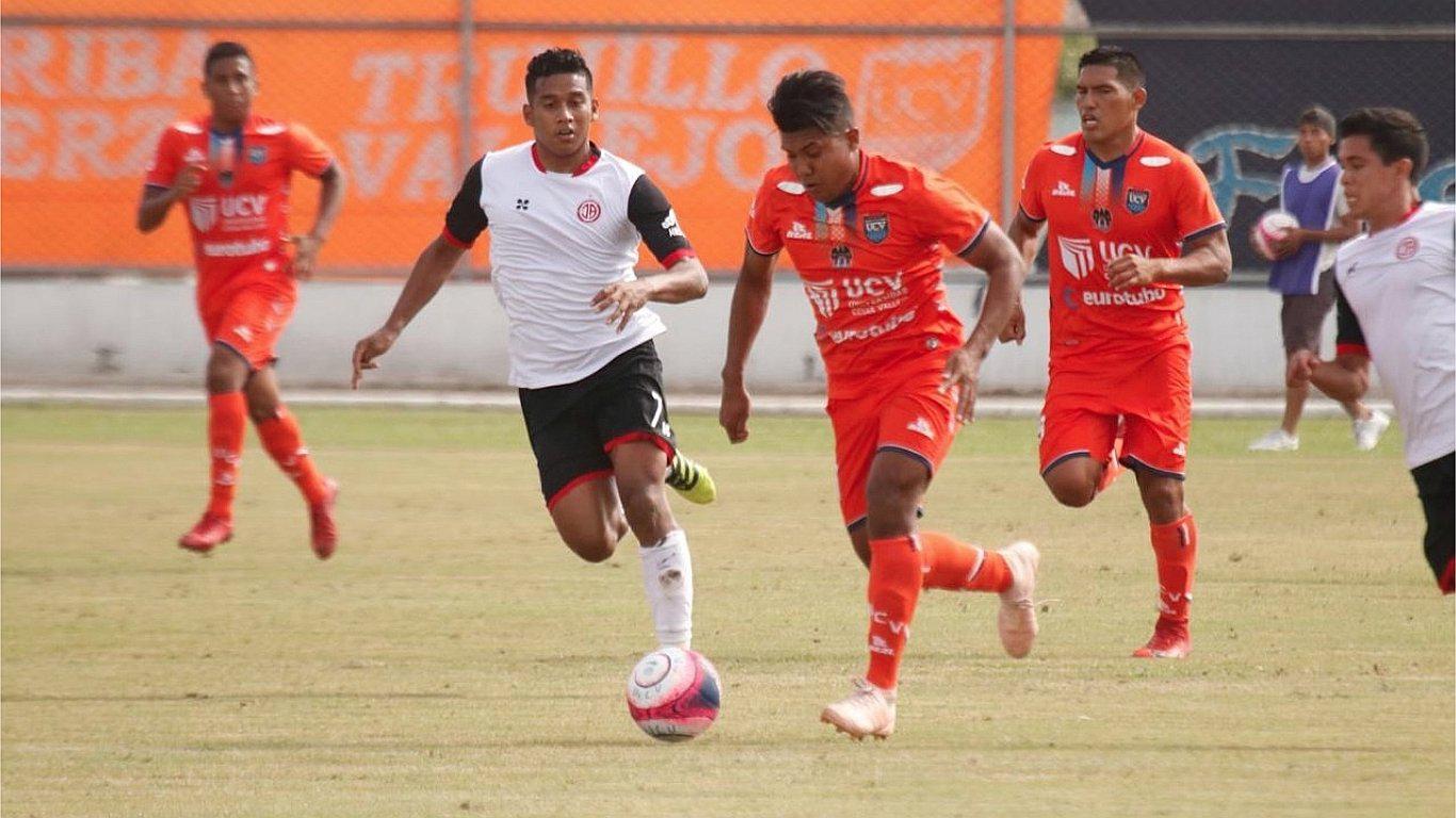 ​César Vallejo vence 2 a 0 a Juan Aurich y clasifica a la final