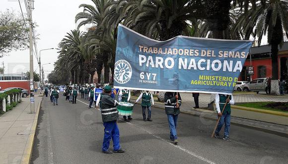 Trabajadores del Senasa protestaron por reducción de plazas por contrato