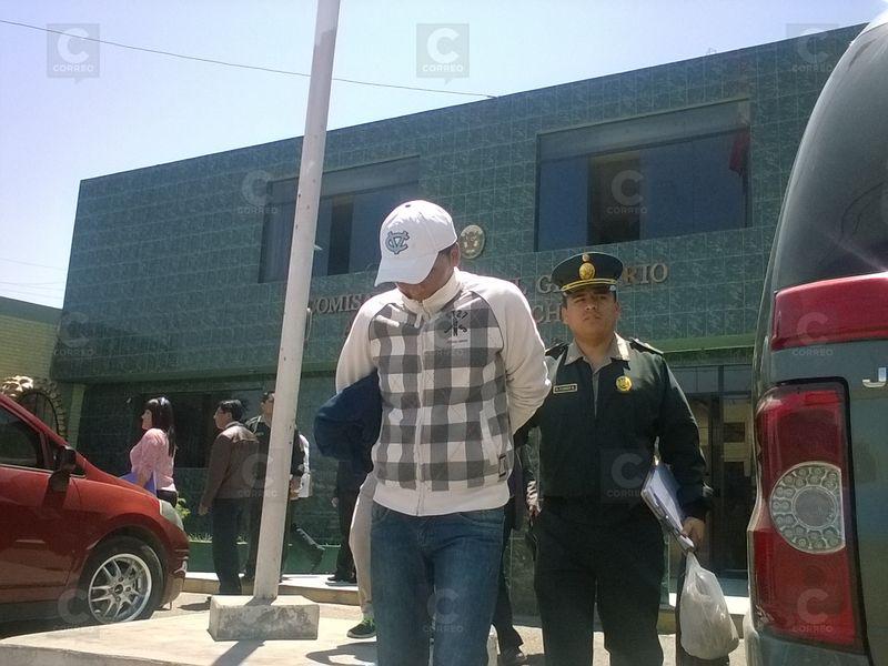 Chapa tu choro: Albañil que robó a mujer se salvó de ser linchado por turba