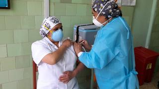 Ayacucho: Dosis errada de vacuna afecta a personal de salud