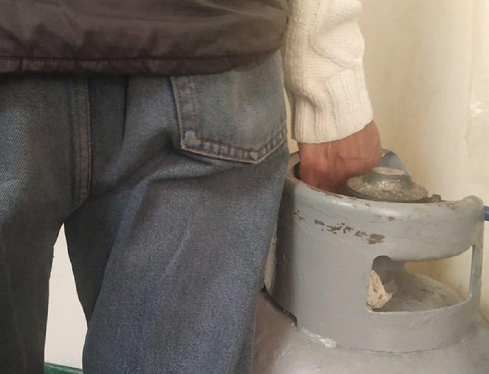 Cumple cuarentena en la cárcel por pegalón