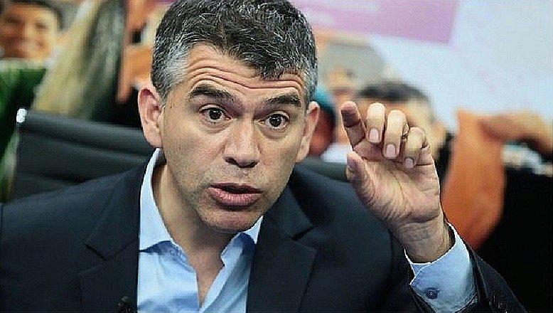 Julio Guzmán: "Hoy más que nunca, necesitamos sentir que tenemos un presidente"