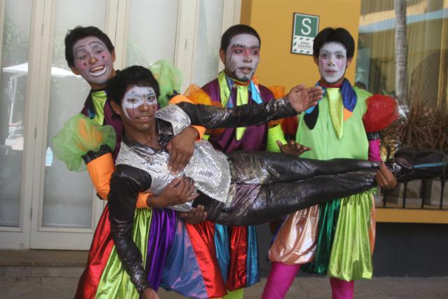 Colectivo Pequeclown: "El guá, pícaramente piurano"