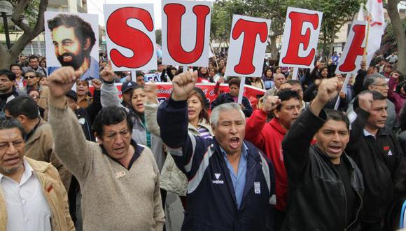 Sutep asegura que huelga es acatada por el 75% de docentes
