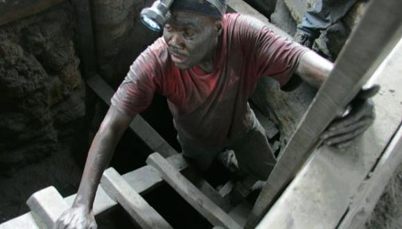 Tanzania: Rescatan 5 mineros atrapados bajo tierra durante 41 días
