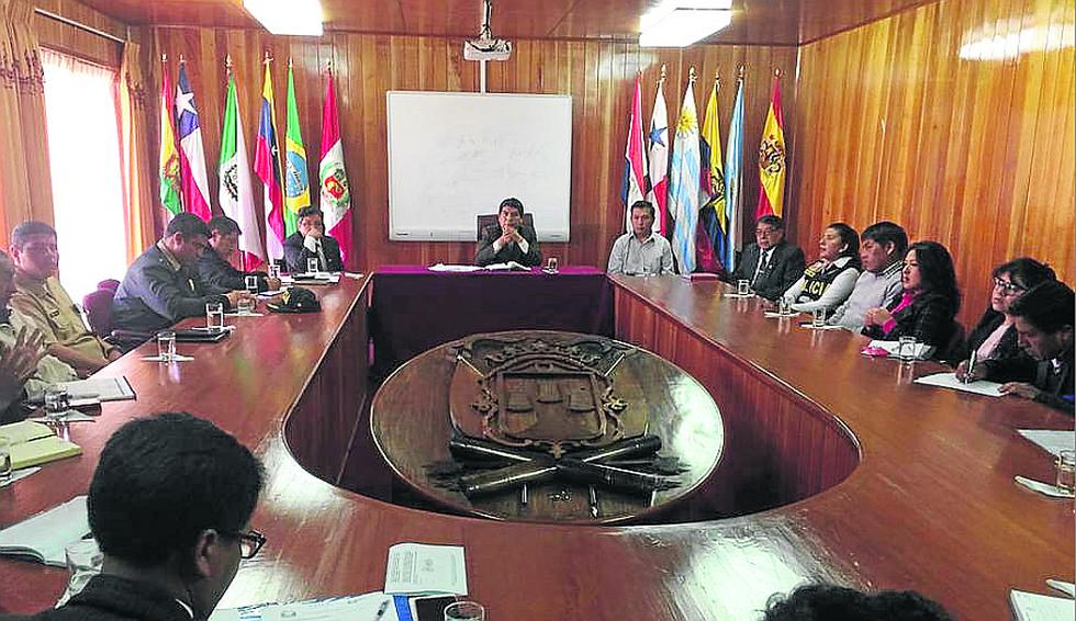 Autoridades de Puno se reúnen para tratar caso de Anggi Evelyn
