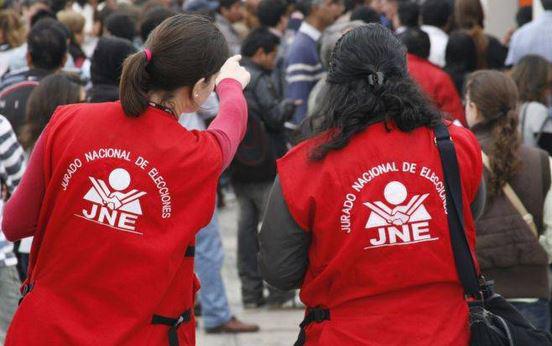 Puno: Confirman debate entre Luque y Aduviri para el 30 de noviembre