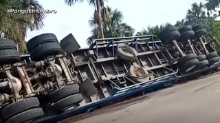 Tráiler se despista con más de 500 cajas de cerveza en la carretera Federico Basadre, en Pucallpa (VIDEO)