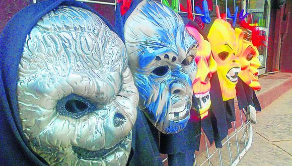 Alerta Halliween: Máscaras multicolores o brillantes podrían tener tóxicos