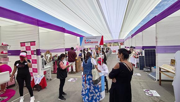 Municipio de Ica inauguró feria de mujeres emprendedoras
