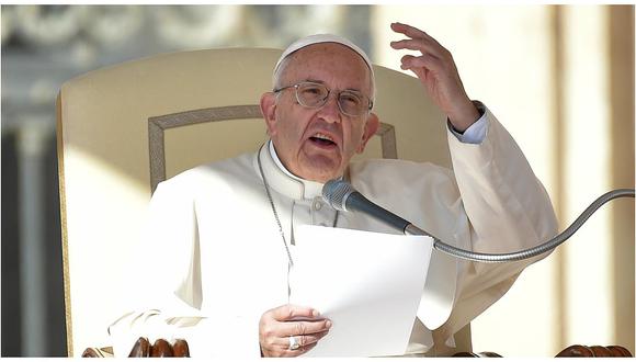 Papa Francisco pide a la sociedad que ayude a los pobres y no mire hacia otro lado