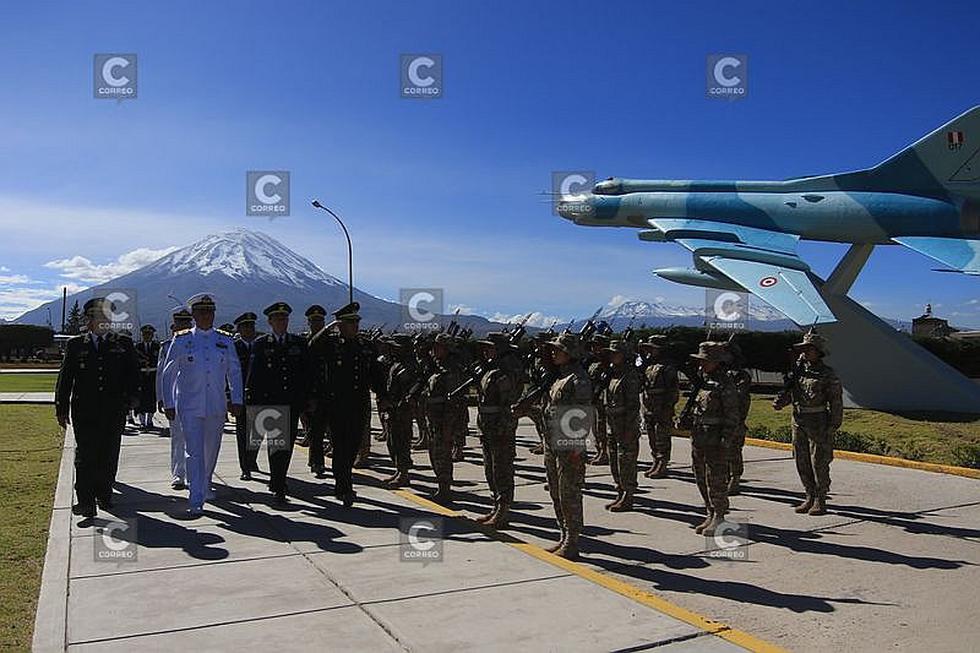 Celebran el 77° Aniversario de la inmolación del capitán FAP José Quiñones (FOTOS)