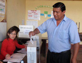 "Arrastre le dio triunfo a candidato de Perú Libre"