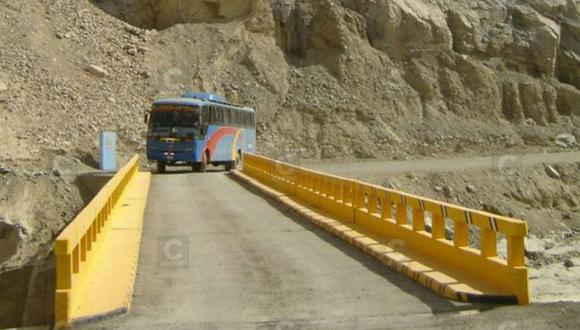 Asfaltado de Moquegua-Omate-Arequipa queda estancado