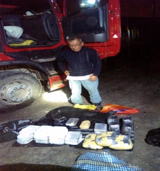 Camionero cae con 41 kilos de cocaína en Tingo María
