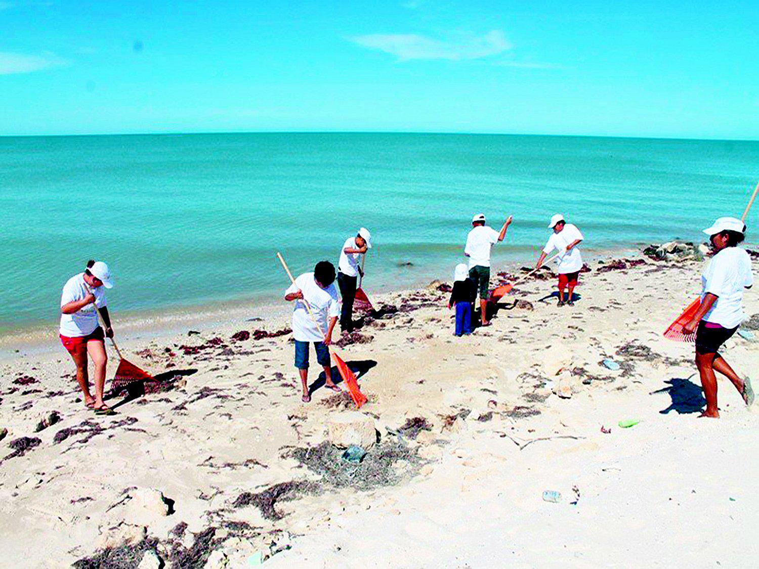 Impulsan limpieza en las playas turísticas