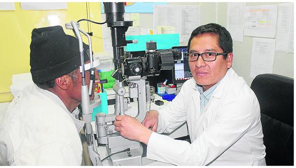 ​Miles sufren de serios problemas visuales en la región Huancavelica
