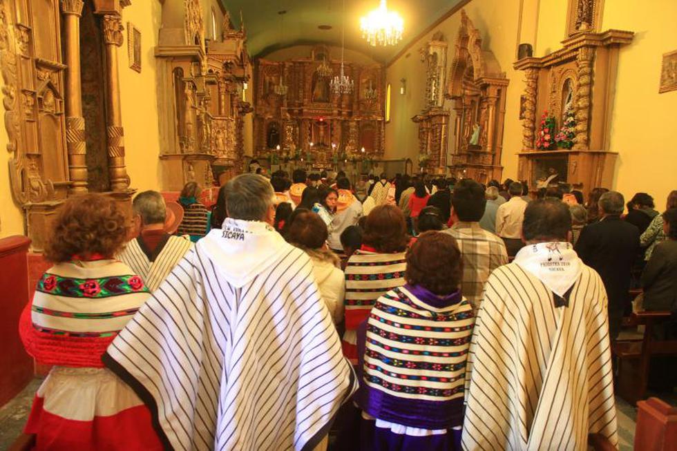Mar de santiagueros en distrito de Sicaya (FOTOS) 