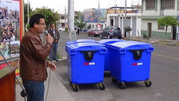 Multa de 700 soles para vecinos que arrojen basura en la calle