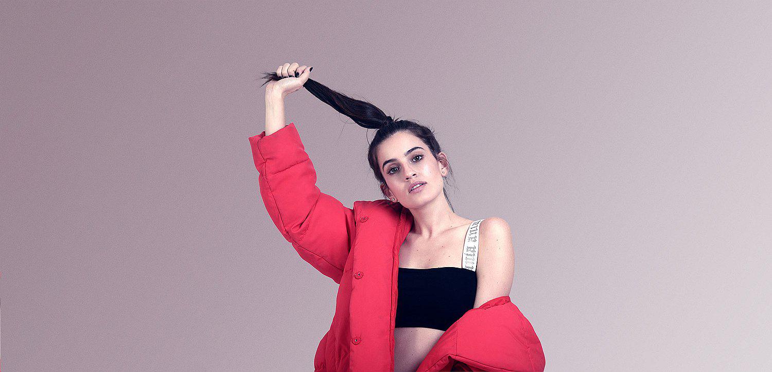 Alejandro Sanz y Paty Cantú admirados por cantante peruana