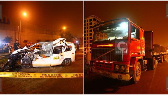 Panamericana Sur: dos muertos tras choque entre auto y tráiler (FOTOS)