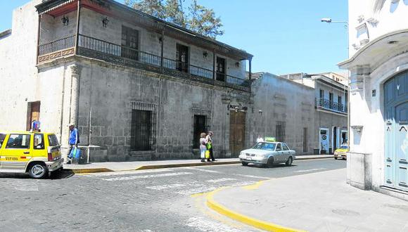 PNP tiene identificado a taxista que trasladó a ladrones de museo UNSA