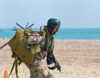 Dos subtenientes del Ejército mueren en el mar