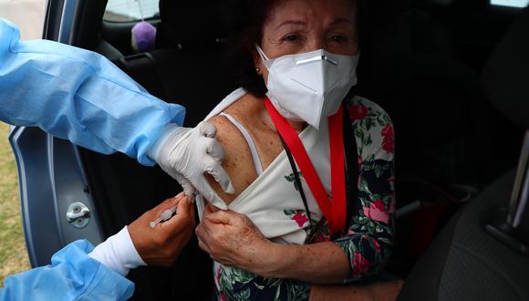 Las vacunas que se aplican en el Perú requieren de dos dosis. (Foto: Archivo GEC)