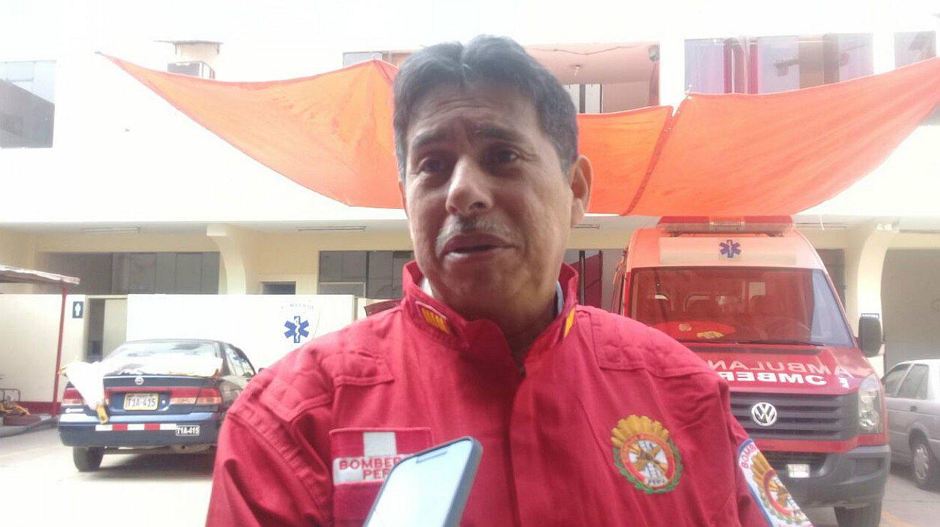 Heber Robles: "Vestir a un bombero cuesta S/ 30 mil" (VIDEO) 