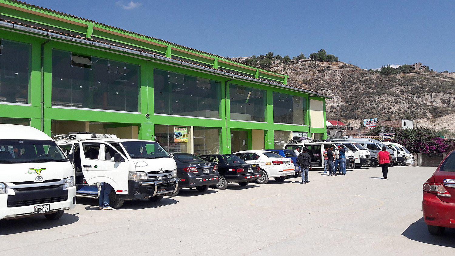 Terminal de Totora funciona solo al 70%