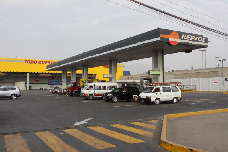 Shell compra 20% de Perú LNG