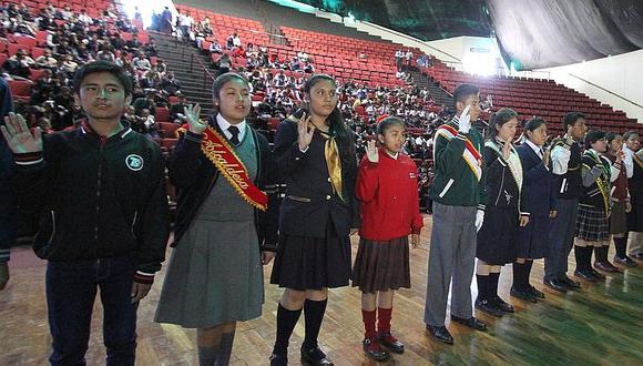 En colegios de Arequipa pagan más de mil soles por pensiones y cuotas de ingreso