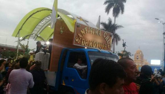 Santísima Cruz de Motupe y Divino Niño de Eten llegan a Trujillo (VIDEO)