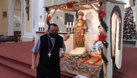 Obispo Marco Cortez presidirá hoy la misa de navidad en la Catedral de Tacna