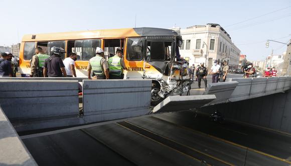 El accidente ocurrió la mañana de este domingo y todavía se investigan las causas.  (Fotos: Jessica Vicente/@photo.gec)