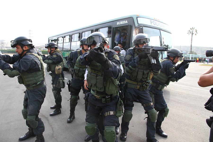 Mil policías se suman a lucha contra delincuencia en La Libertad