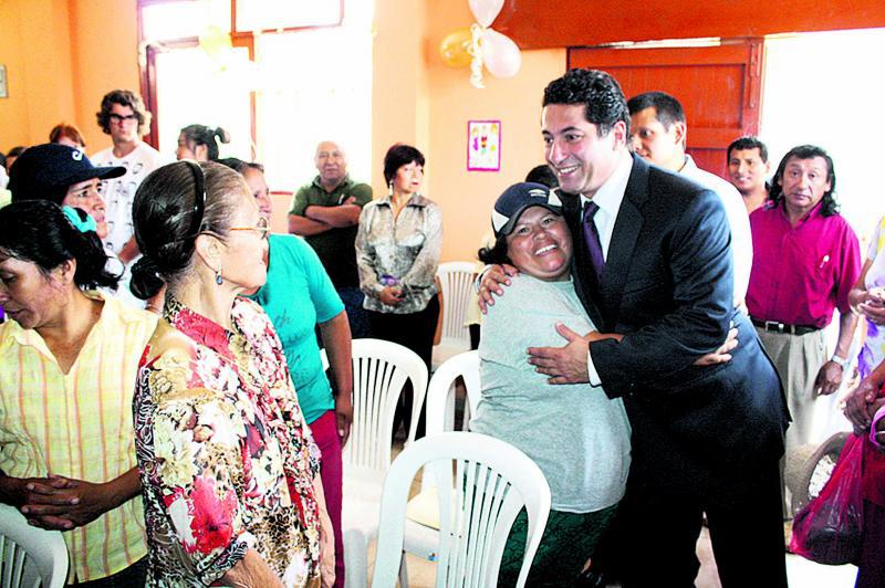 Salvador Heresi pide debate con Susana Villarán y Luis Castañeda 